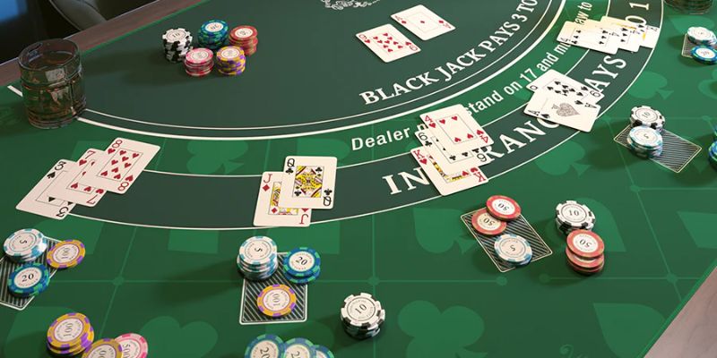 JLBET players sharing blackjack tips and tricks on the platform’s online community board.